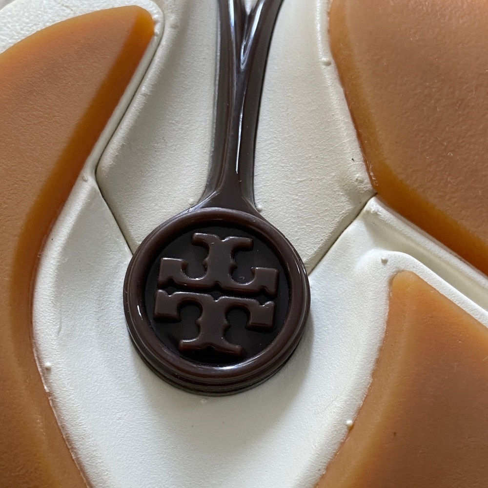 Tory Burch Taupe Suede Logo-Trim Platform Sneakers - Picture 7 of 8